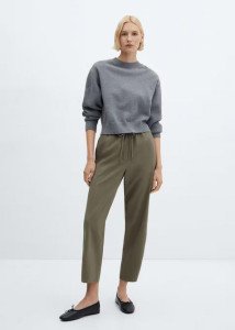 Flowy straight cut trousers with tie detail